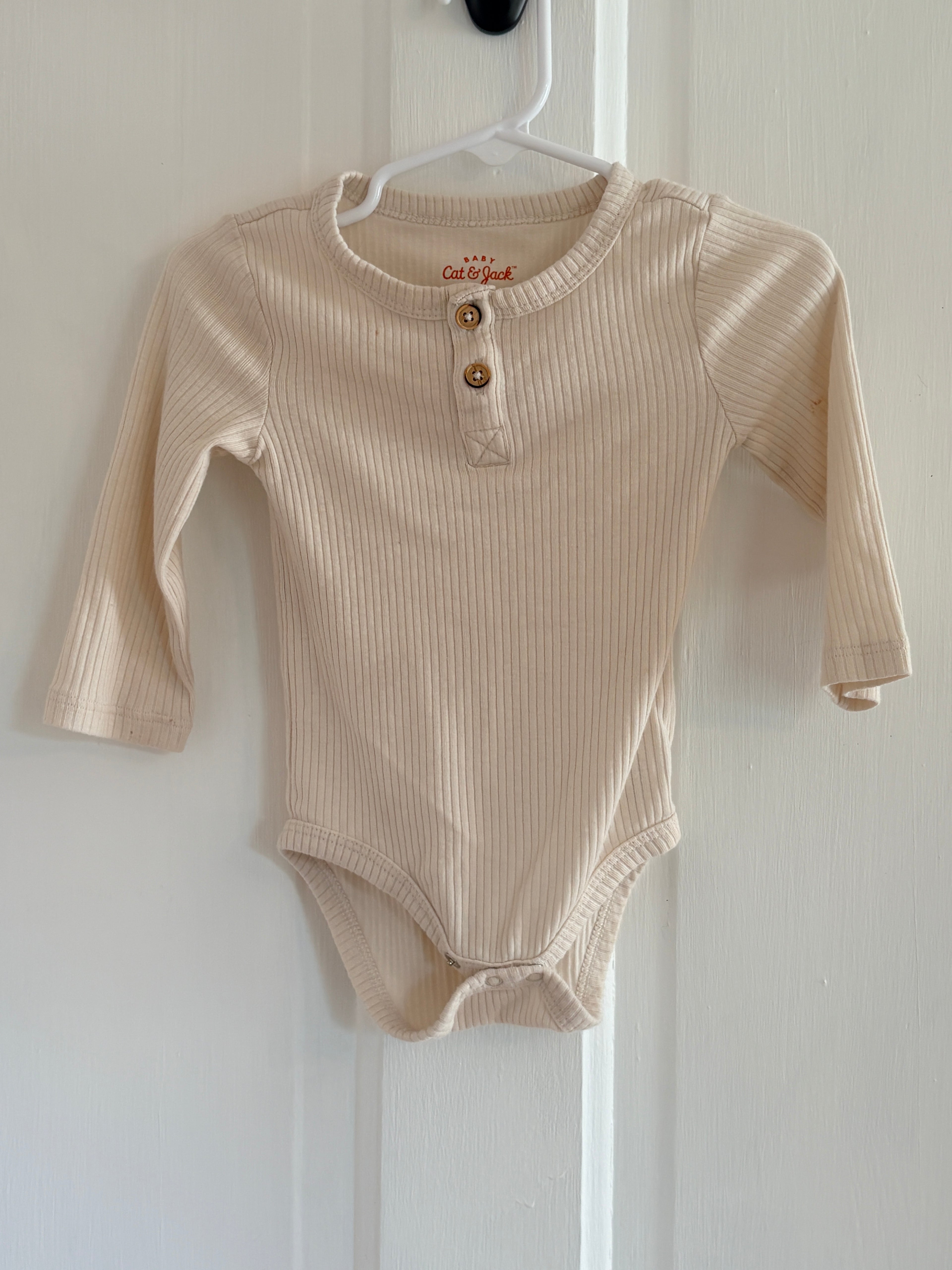 Cat & Jack Cream Long Sleeve Onesie | 6-9m
