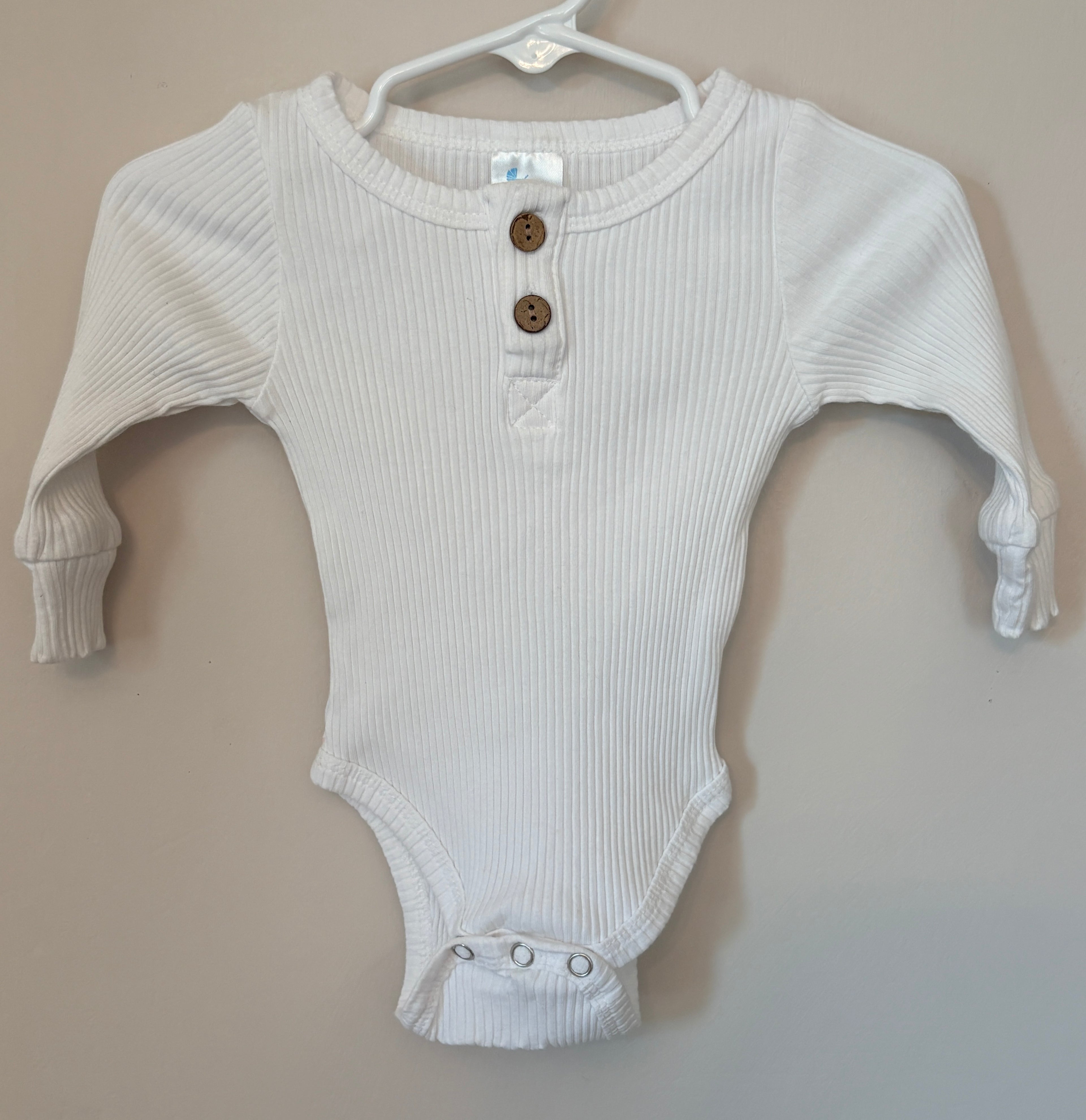 Ribbed Long Sleeve Onesie | 3-6m