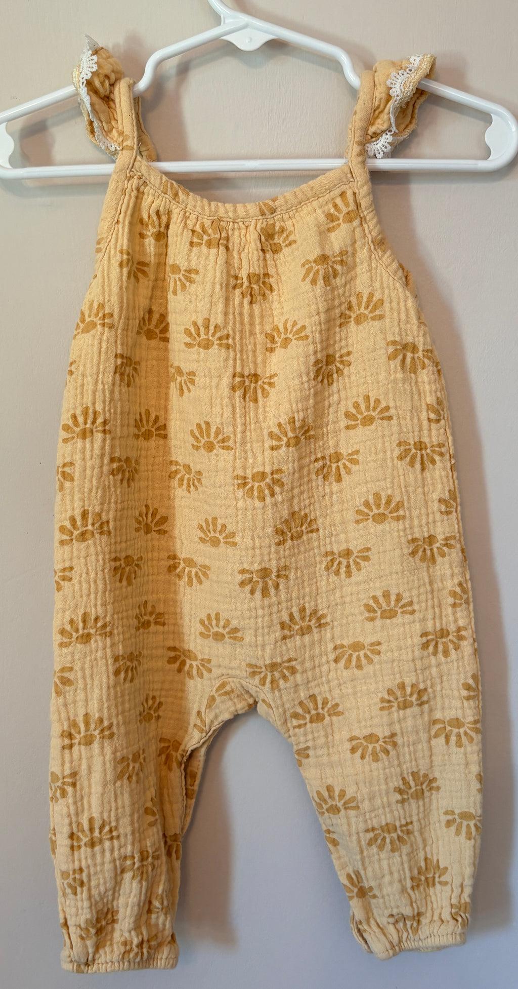Sunshine Muslin Jumpsuit | 6–9m