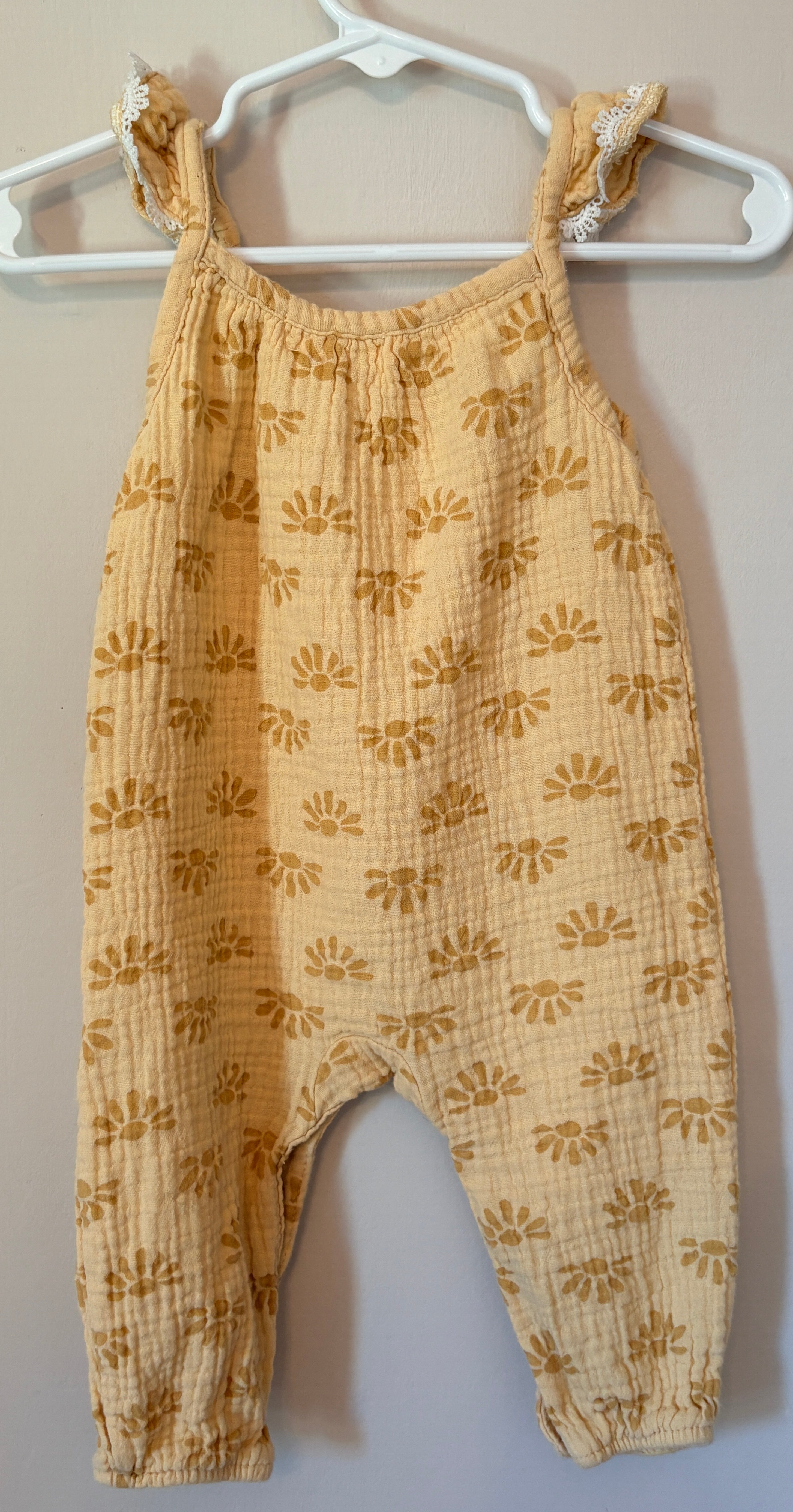 Sunshine Muslin Jumpsuit | 6–9m